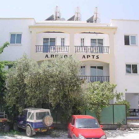 Renos Hotel Apts Polis Exterior foto